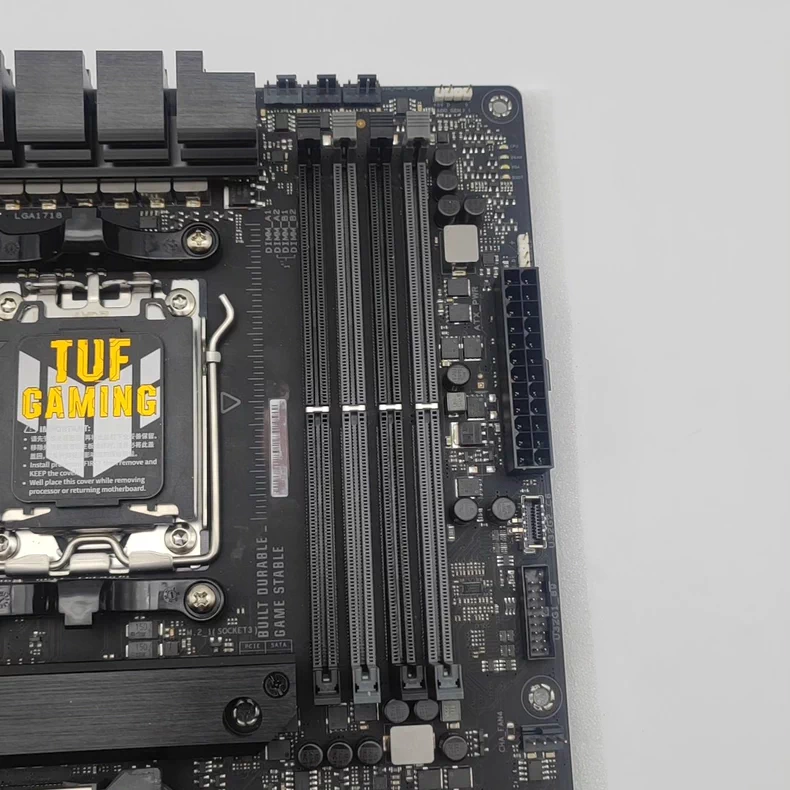 TUF GAMING X670E-PLUS WIFI TUF – Esports Gaming Platform Bewertung und Preis